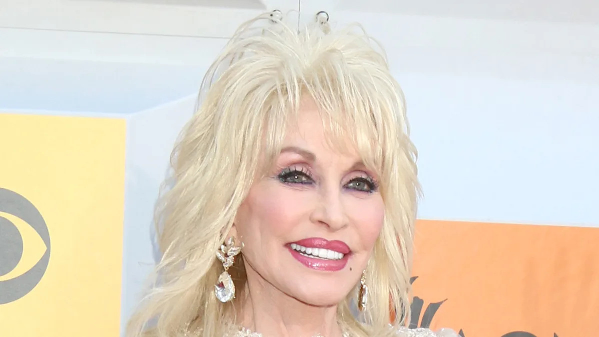 Dolly Parton broke our hearts and made us laugh in the same breath